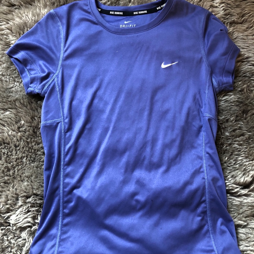 Nike running top